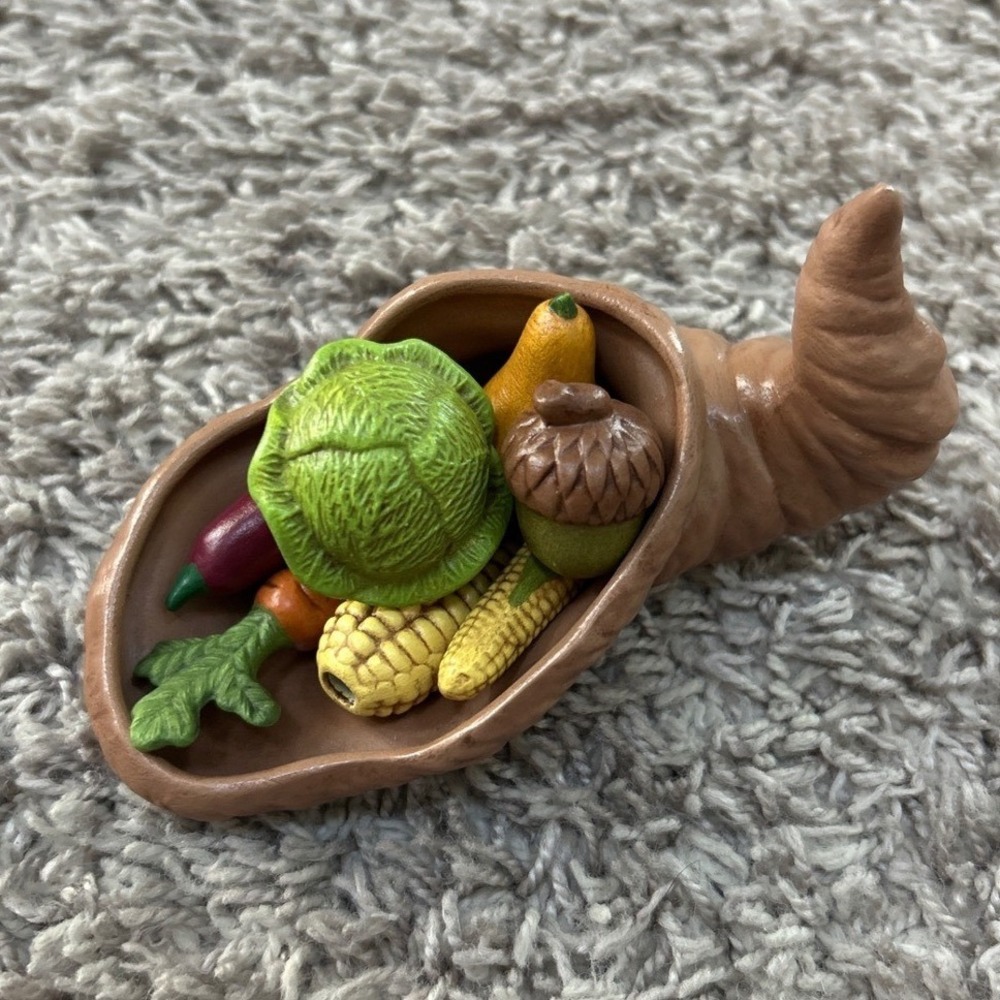 Miniature glass Thanksgiving Cornucopia Horn of Plenty Harvest Vegetable Set 8pc